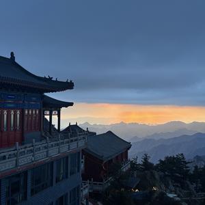 雪松聊视频头像
