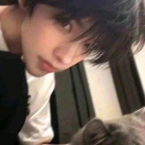 渏少头像