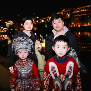 疯狂小煜哥头像