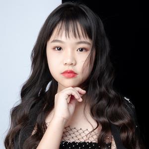 璐格格与额娘头像