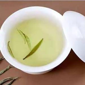 故事和茶当酒喝头像