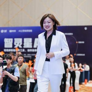 不凡的智慧思维头像