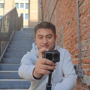 万小琦头像