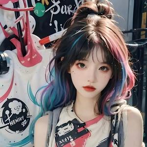 池塘里的海豚头像