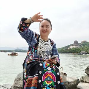 花姐鑫途头像