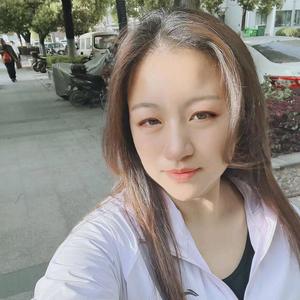 小雨自媒体头像