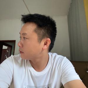 凌子俊头像