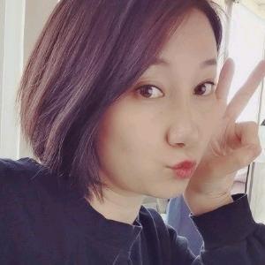 热爱生活的钉铛妈头像