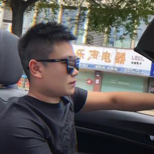 健爷品质甄选阁头像