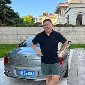 汤姆张—慧哥慧谈头像