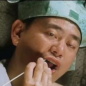 优雅阳光CeM头像