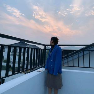 沪漂乔玖头像