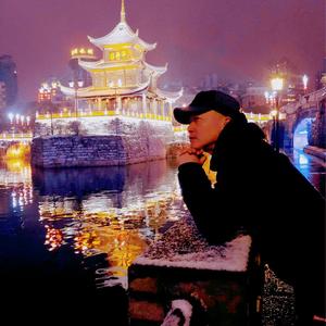 贵阳纠纠头像