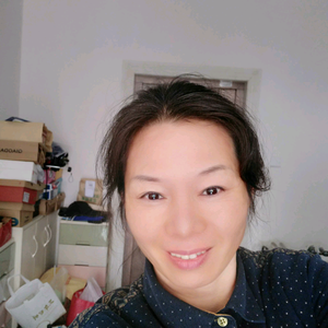 亚亚衣橱头像