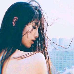 山泉女子头像