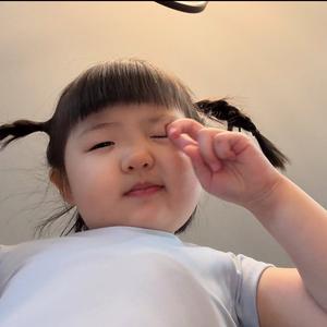 水怪不是我头像