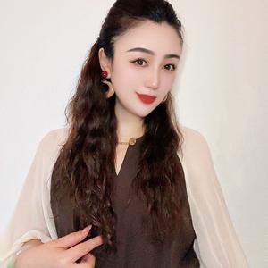朗黛永红头像