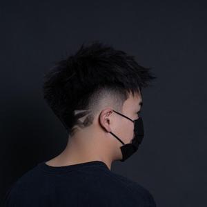 柳州极剪美发头像