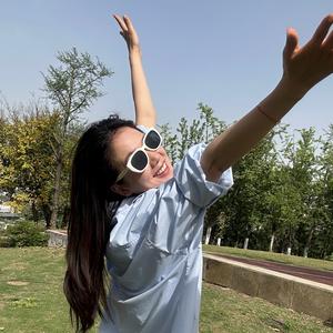 李钿汐头像