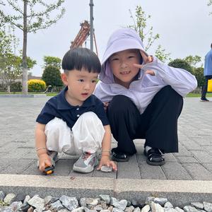 胡大和王二（带娃记）头像