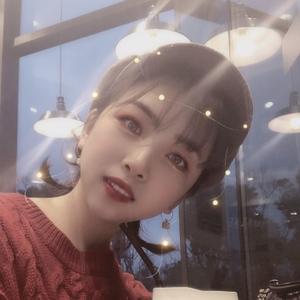 吉吉吉吉娜头像