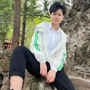 冬天的访客I 头像