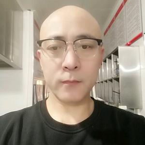 光头小明哥头像
