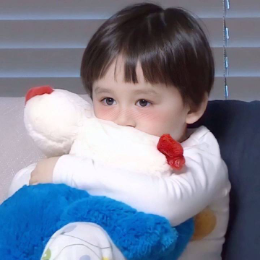 满满来了呀头像