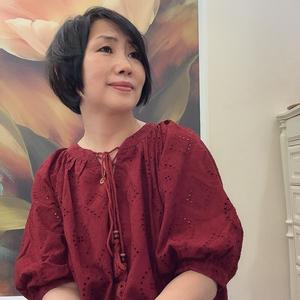 小眼睛的晶姐头像