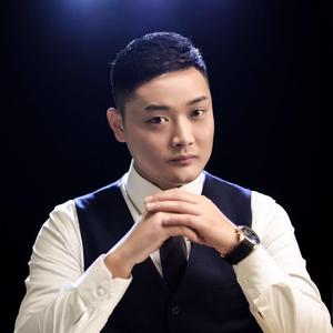 阿易讲情感头像