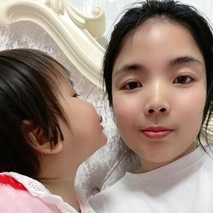 悦悦家服饰头像