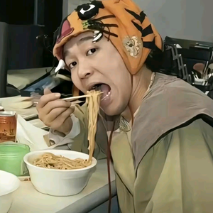 不会解说头像