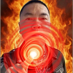 手残的老玩童头像