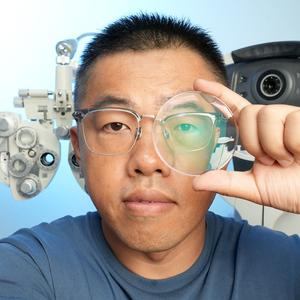 口口聊眼镜头像