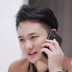 龙小七许小诺头像