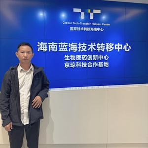 彭斌华头像