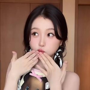 Hi郑以揽头像