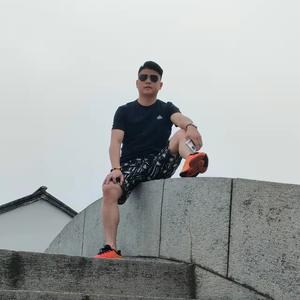 离异带八个娃头像