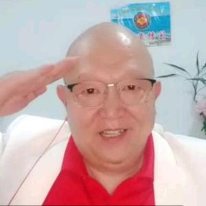 悠闲乌苏8X9头像