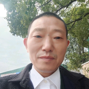 王建中头像