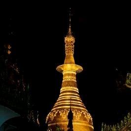 宏尘旅途头像