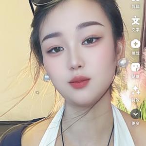 朱溱溱头像