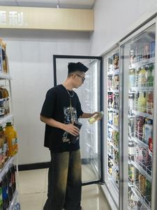 多喝水潤潤头像