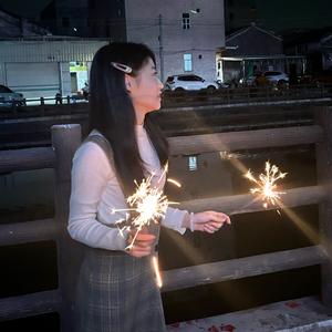 黄宝贝头像