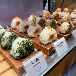 郁郁YU头像