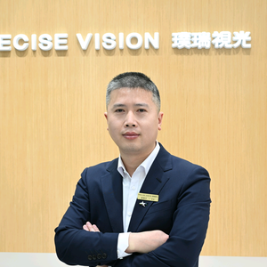 魔都眼镜人程锦文头像