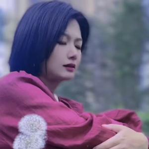 法图麦·白头像