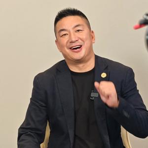 和亮哥走天下头像
