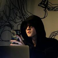 神域石头丶头像