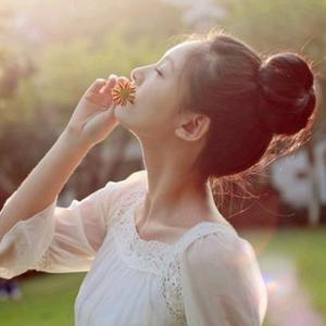 晴儿碎碎念头像